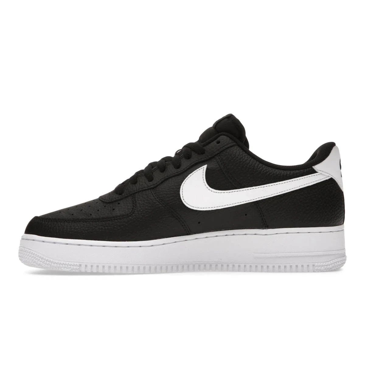 Nike AIR FORCE 1 '07 - Image 2