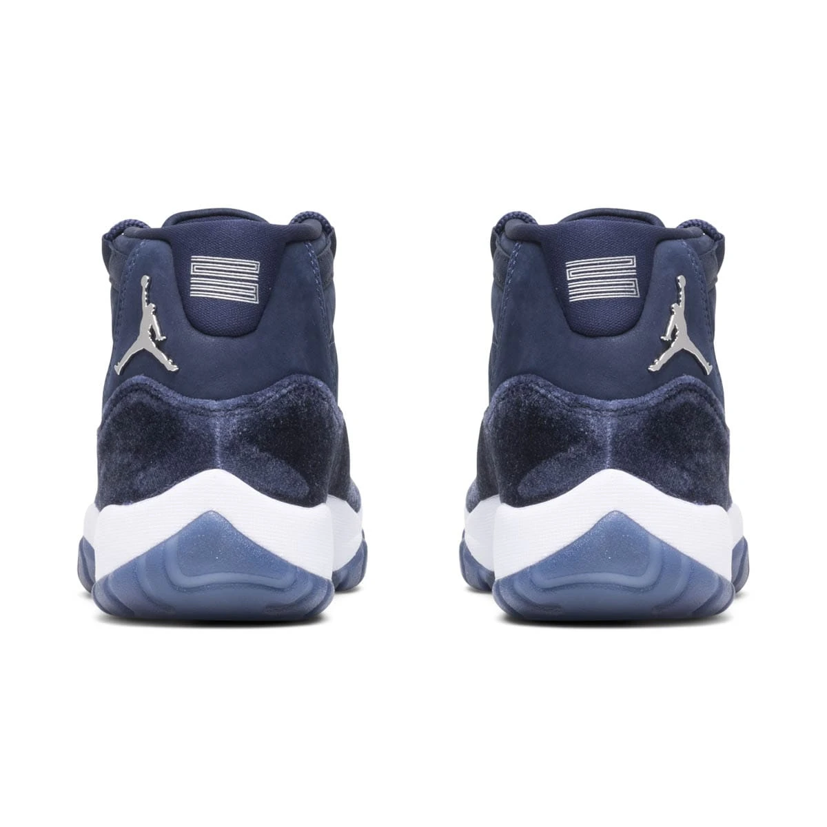 WOMEN'S AIR JORDAN 11 RETRO - Image 3